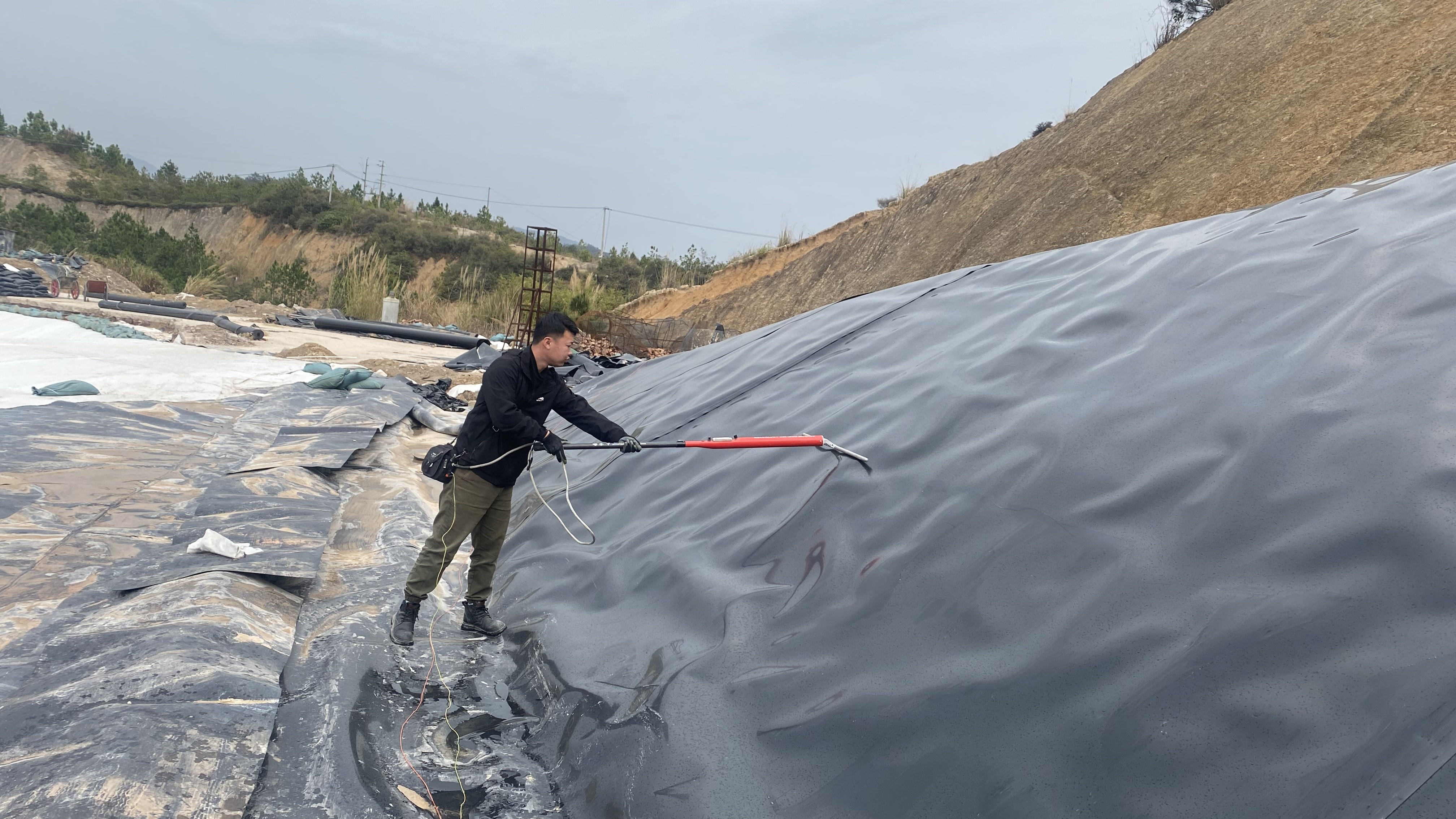 Ѱ�����ϼ��������񳡷ɻ�����������칤��