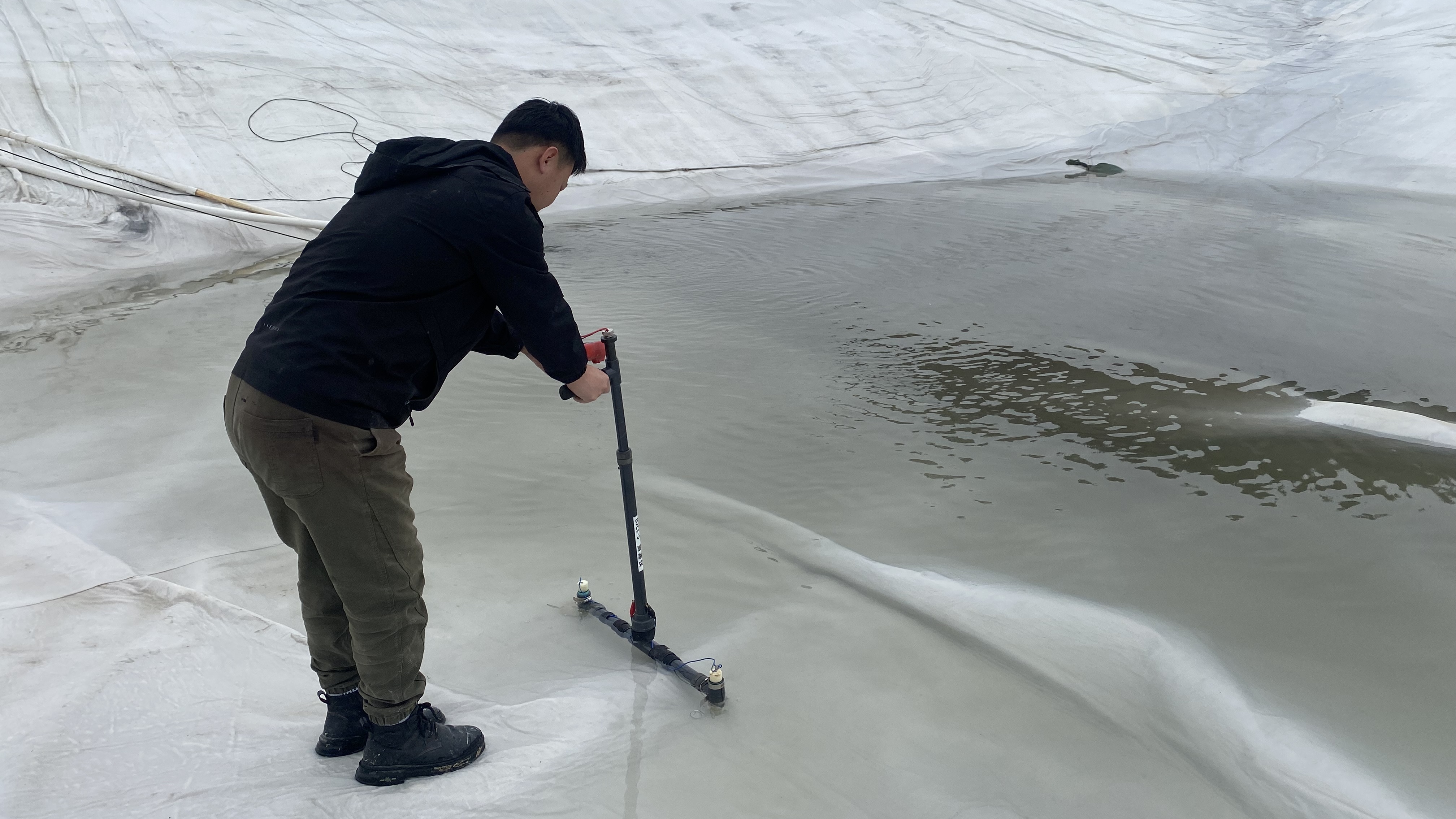 Ѱ�����ϼ��������񳡷ɻ�����������칤��