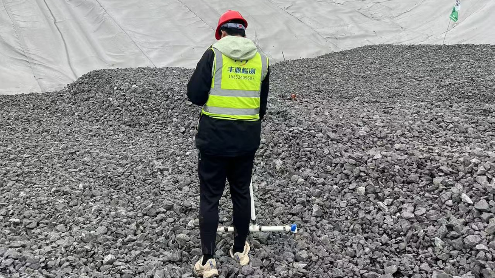 �Ĵ�ĳ��������©���