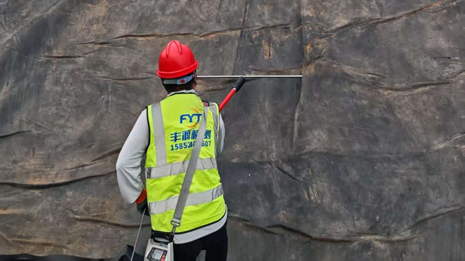 ����ĳ���񳡽�����©��Ⱦ��Χ̽��